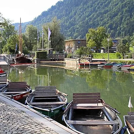 Goldiger Hirsch Mit Gemeinschaftskueche Immenstadt im Allgäu
